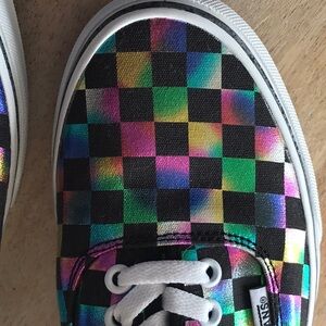 Vans Women’s Asher Iridescent Check Multicolor laceups Women’s SZ 10 / 8.5